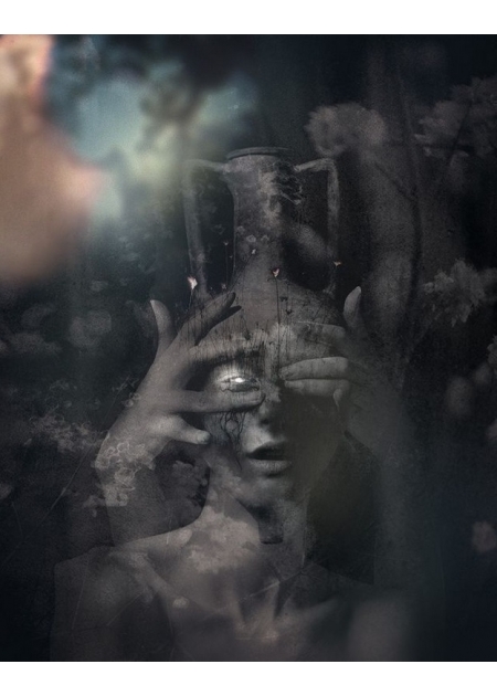 AMPHORA HEAD II - Stagah