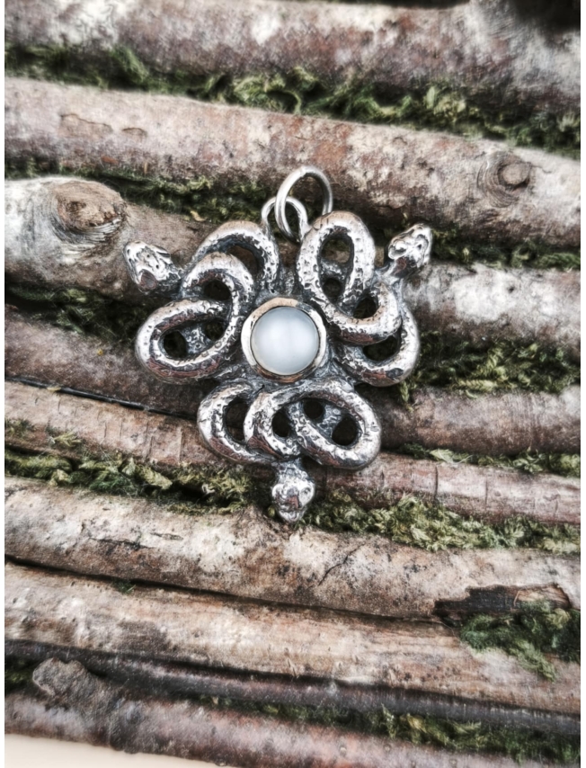 THE HEKATEAN SNAKES - AzK Jewelry - 3